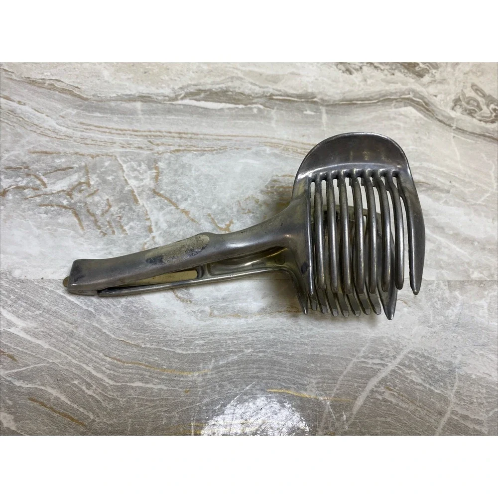 Vintage Kitchen Tomato Slicer Egg Fruit Slicer Holder For Even Slicing Taiwan